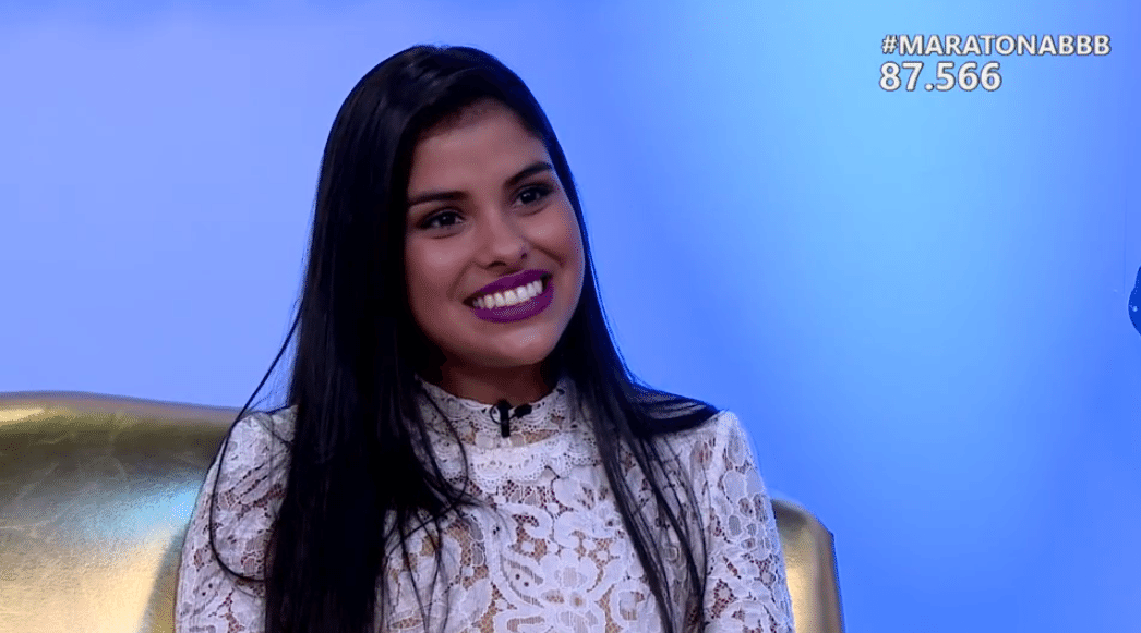 6.abr.2016 - Munik, vencedora do "BBB16", disse não saber o que fará com o prêmio de R$ 1,5 milhão, mas garantiu: "Quero que o meu pai deixa de trabalhar". O pai de Pequi trabalha como motoboy - Reprodução/TV Globo
