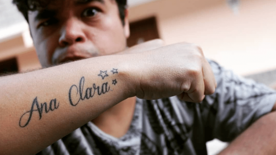 Jorge faz tatuagem em homenagem a prima Ana Clara  - Reprodução/Instagram