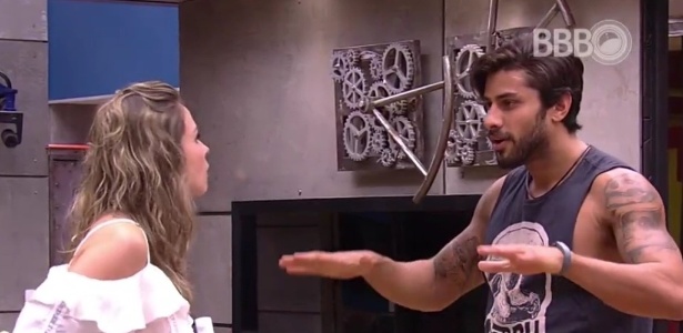 Ana Paula chamou Renan de "fofa" durante discussão depois da formação do paredão - Reprodução/TV Globo