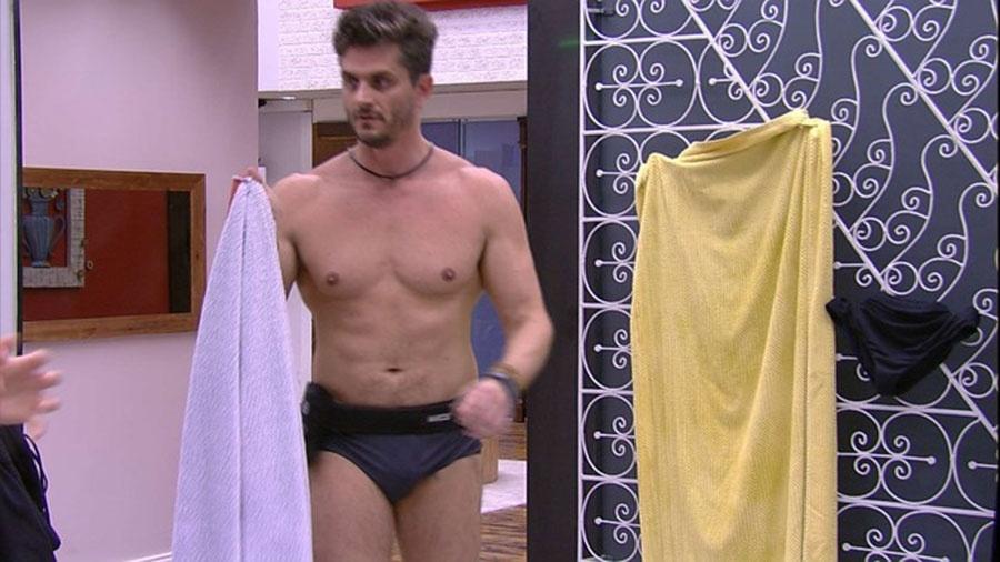Marcos confronta ex-parceiro de jogo - Reprodução/TVGlobo