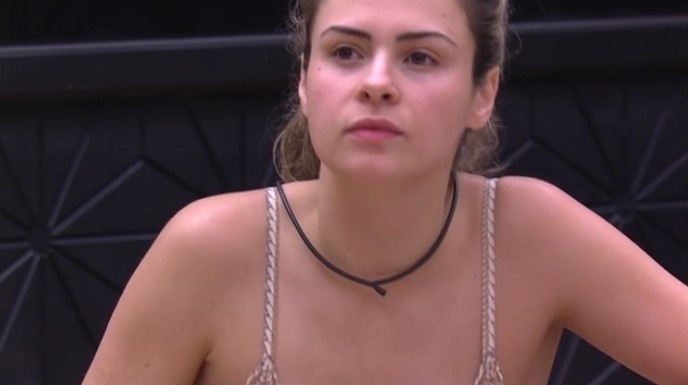 13.fev.2016 - Decepcionada, Ana Paula diz que pensou em desistir do "BBB16" por causa de Matheus: "Ontem eu cogitei sair dessa casa por sua culpa" - Reprodução/TV Globo