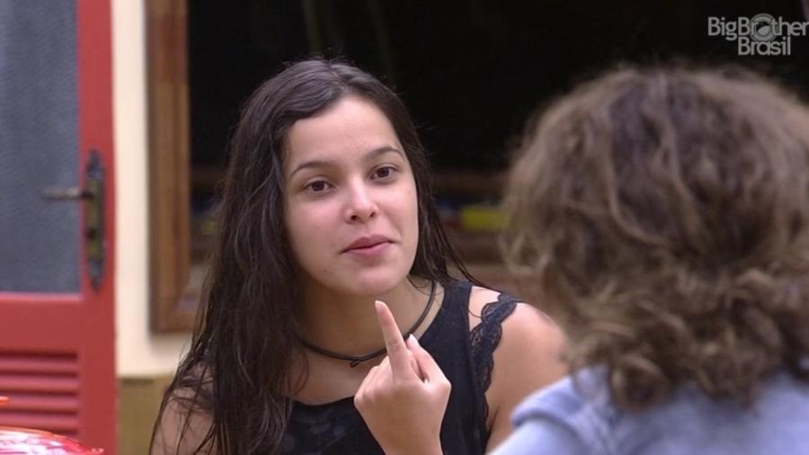Emilly diz se sentir descartada por Marcos e Ilmar - Reprodução/TV Globo