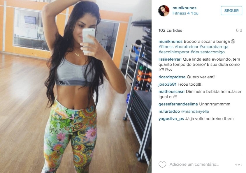 Munik Nunes, a estudante goiana do "BBB16", gosta de malhar para secar a barriga - Reprodução/Instagram/MUNIKNUNES/