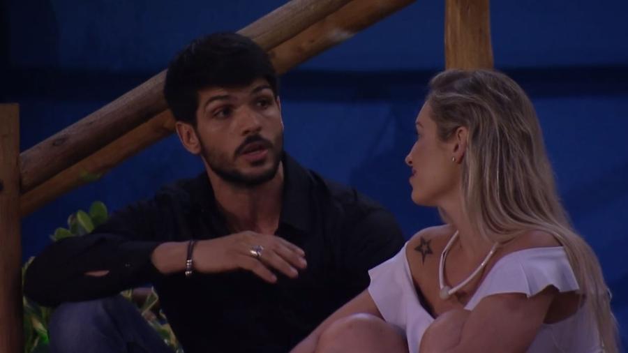 Lucas reclama com sister sobre comportamento de Ayrton - Reprodução/GloboPlay