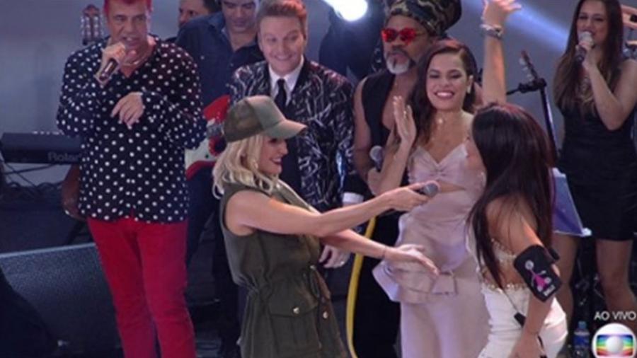 Claudia Leitte convida Emilly para cantar hit "Extravasa" - Reprodução/Gshow