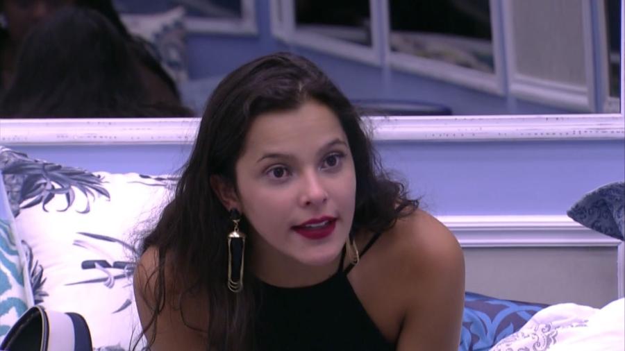 Emilly se irrita com Roberta após a sister cobrar atenção - Reprodução/TV Globo