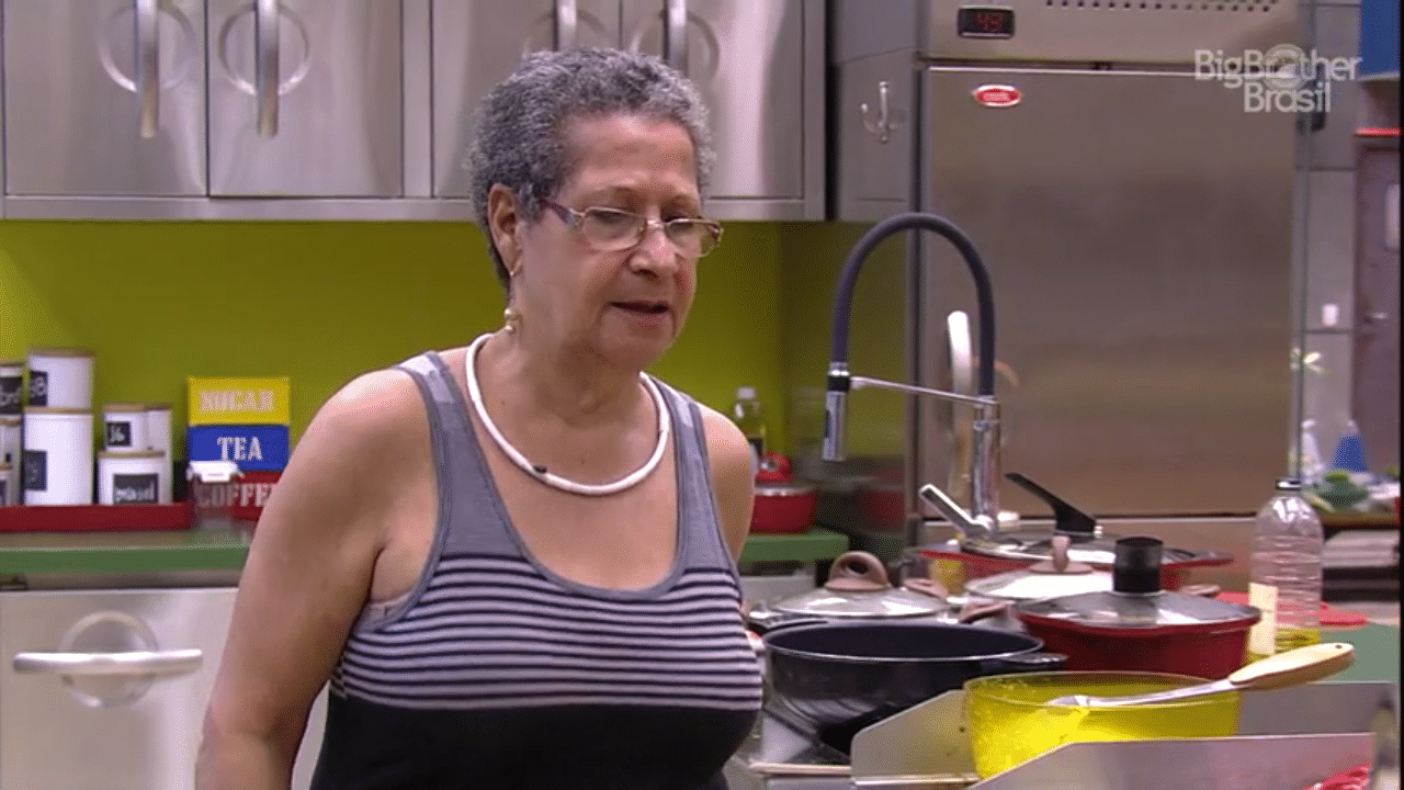 16.fev.2016 - Geralda diz que não aguenta mais falar de votação no "BBB16" - Reprodução/TV Globo