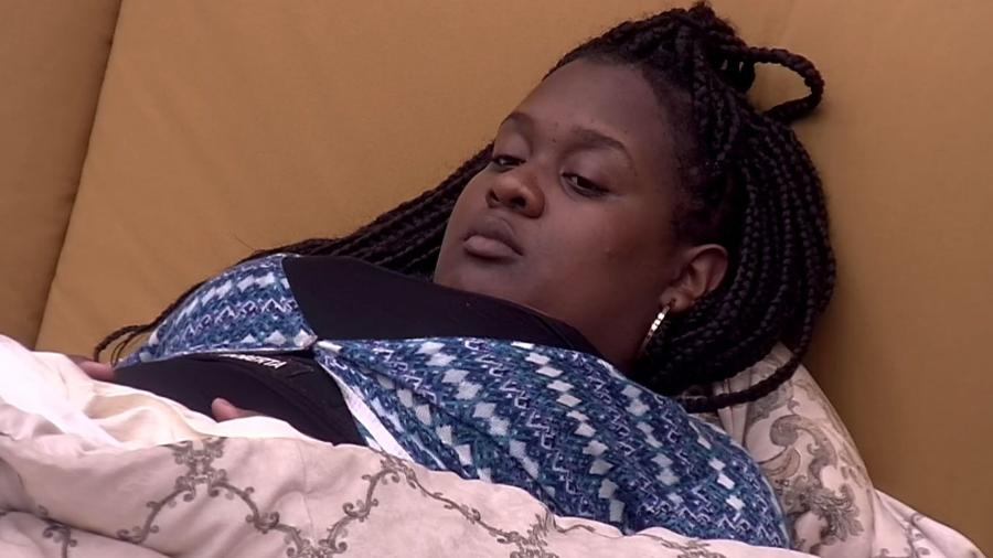Roberta acha que Vivian e Manoel estão fora do jogo no "BBB17" - Reprodução/ TV Globo