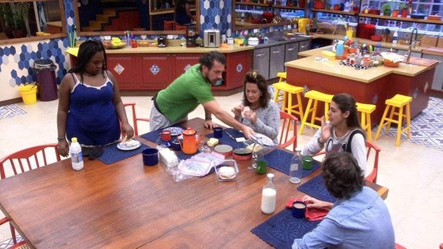 Lado mexicano é assunto do dia entre os americanos do "BBB" - Reprodução/TVGlobo