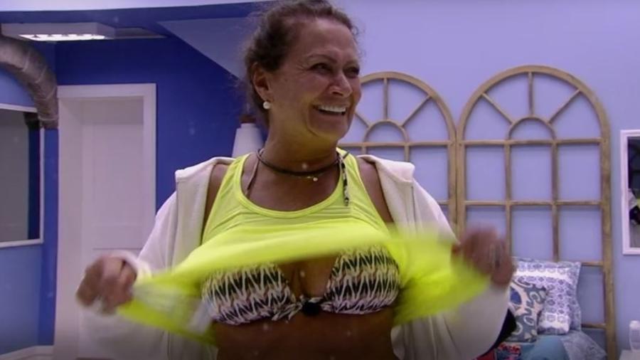 Ieda brinca e faz protesto por cancelamento de festa - Reprodução/TVGlobo