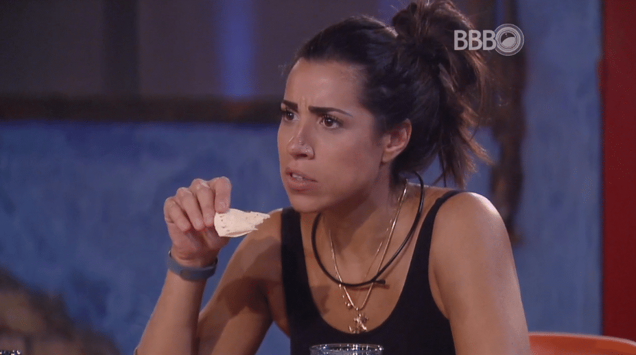 14.fev.2016 - "Impossível o Daniel não aparecer nos vídeos", reclama Juliana sobre o namorado. A sister acredita que isto seja um sinal sobre seu relacionamento - Reprodução/Foto