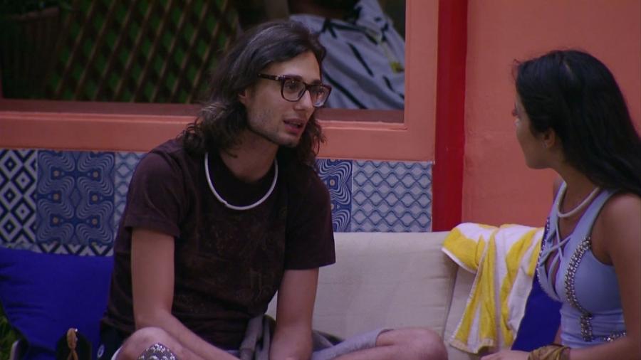 Pedro e Emilly conversam sobre Ieda - Reprodução/Gshow
