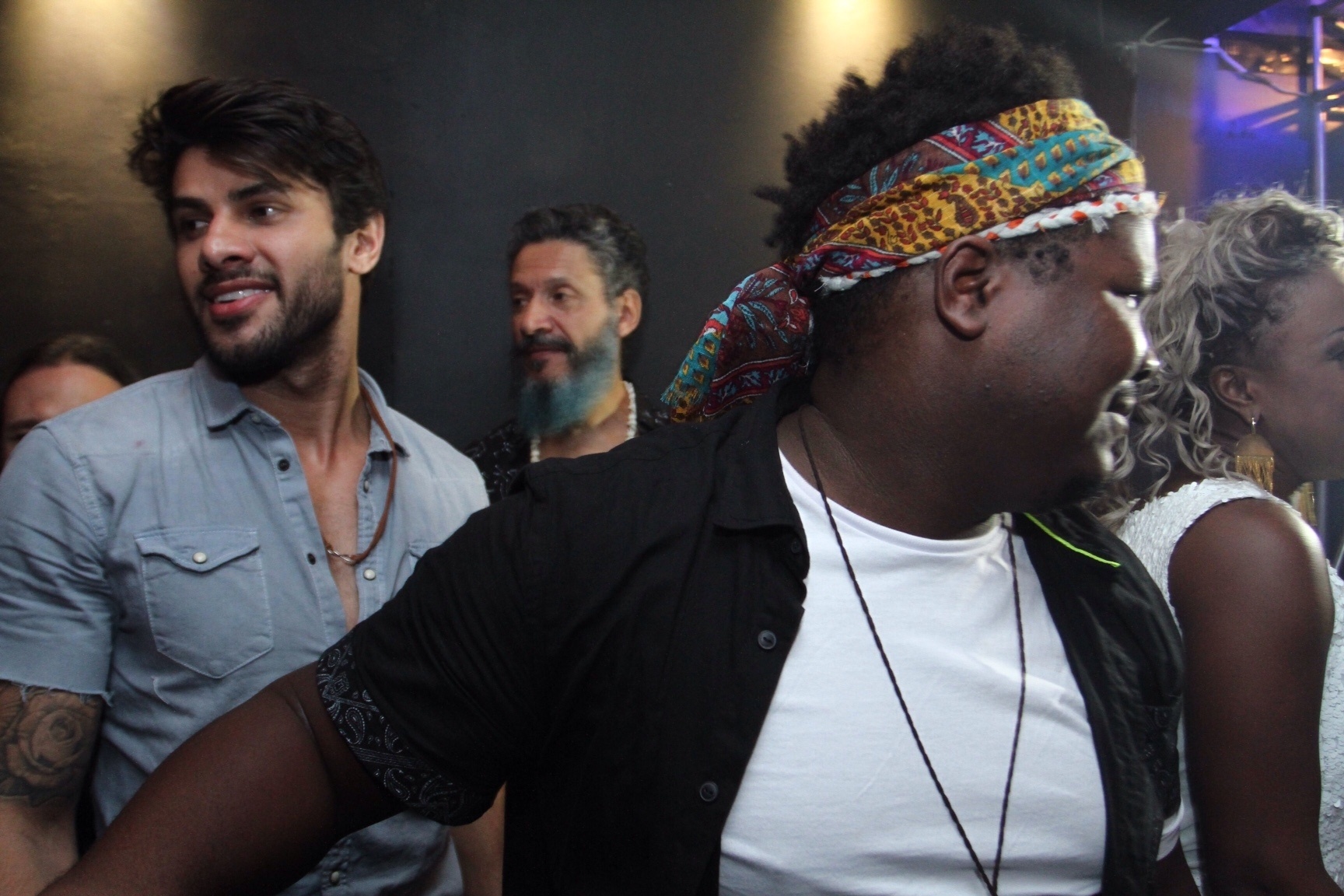 6.abr.2016 - Brothers curtem festas após a final do "BBB16" - AgNews