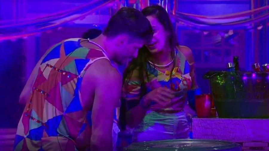 Marcos e Emilly: Vai ou não vai? - Reprodução/TVGlobo