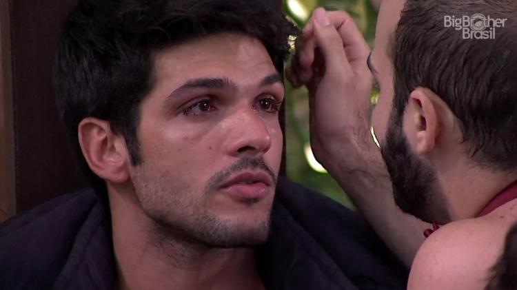 Choro Lucas - Reprodução/GloboPlay - Reprodução/GloboPlay