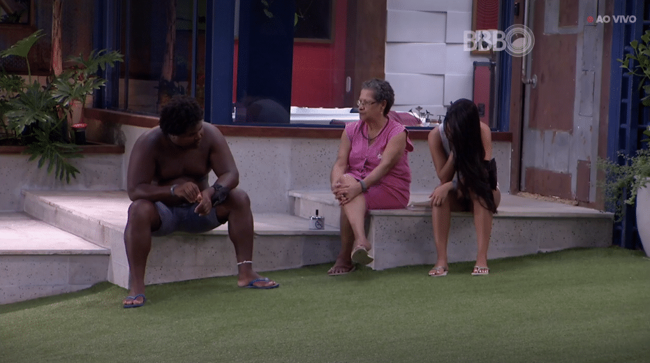 16.mar.2016 - Trio da casa começa a arquitetar como poderá ser o próximo paredão do "BBB16". Munik, Geralda e Ronan acham importante ganhar o líder e o anjo nesta semana - Reprodução/TV Globo