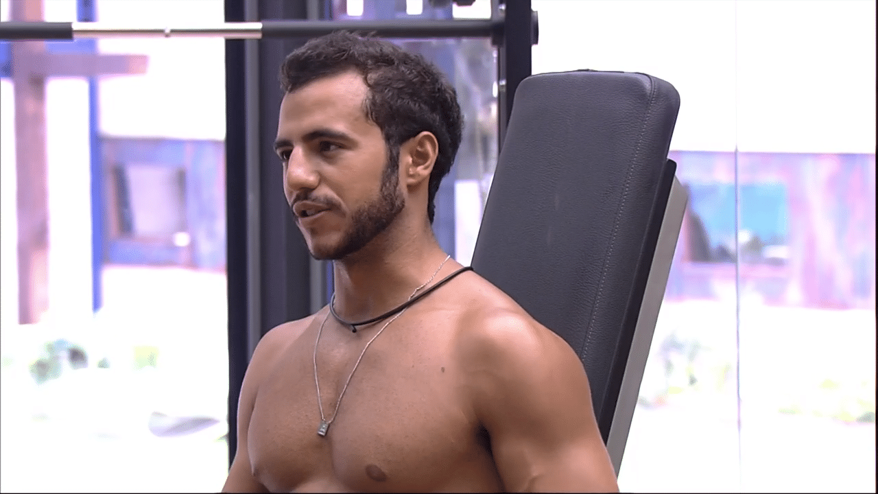 2.mar.2016 - No "BBB16", Matheus contou que só teve uma namorada - Reprodução/TV Globo