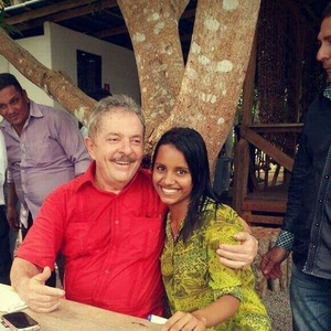 Gleici e o ex-presidente Lula - Reprodução Facebook - Reprodução Facebook