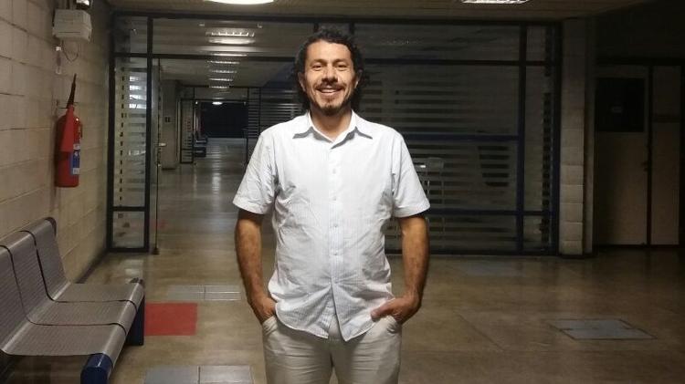 Rômulo posa após deixar o "BBB17" - Reprodução/TV Globo - Reprodução/TV Globo