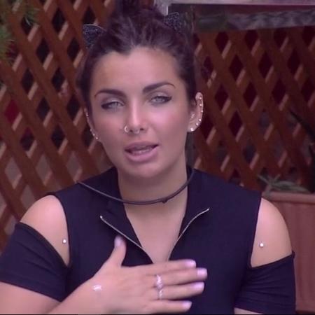 Elettra evita falar sobre a sua família no "BBB" - Reprodução/ TV Globo - Reprodução/ TV Globo