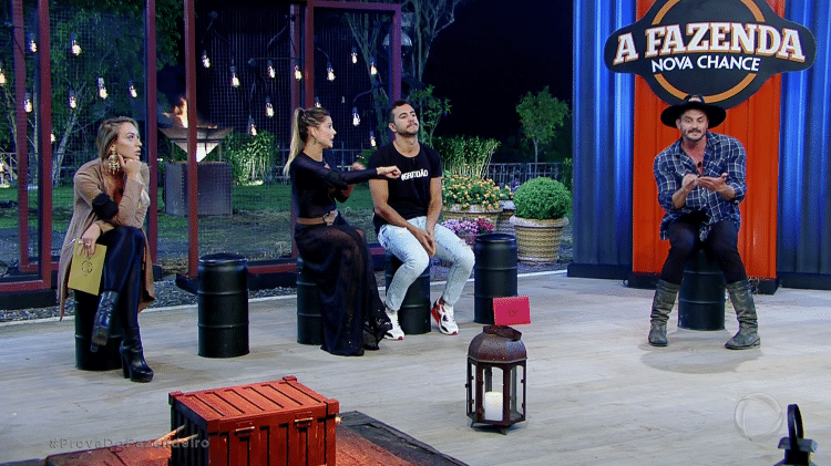 barraco - Reprodução/Record  - Reprodução/Record 