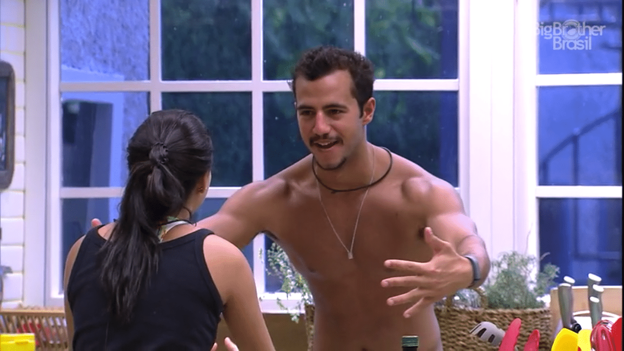 9.mar.2016 - Quando está bêbado, Matheus disse que gosta de ficar com mulheres "feias" - Reprodução/TV Globo