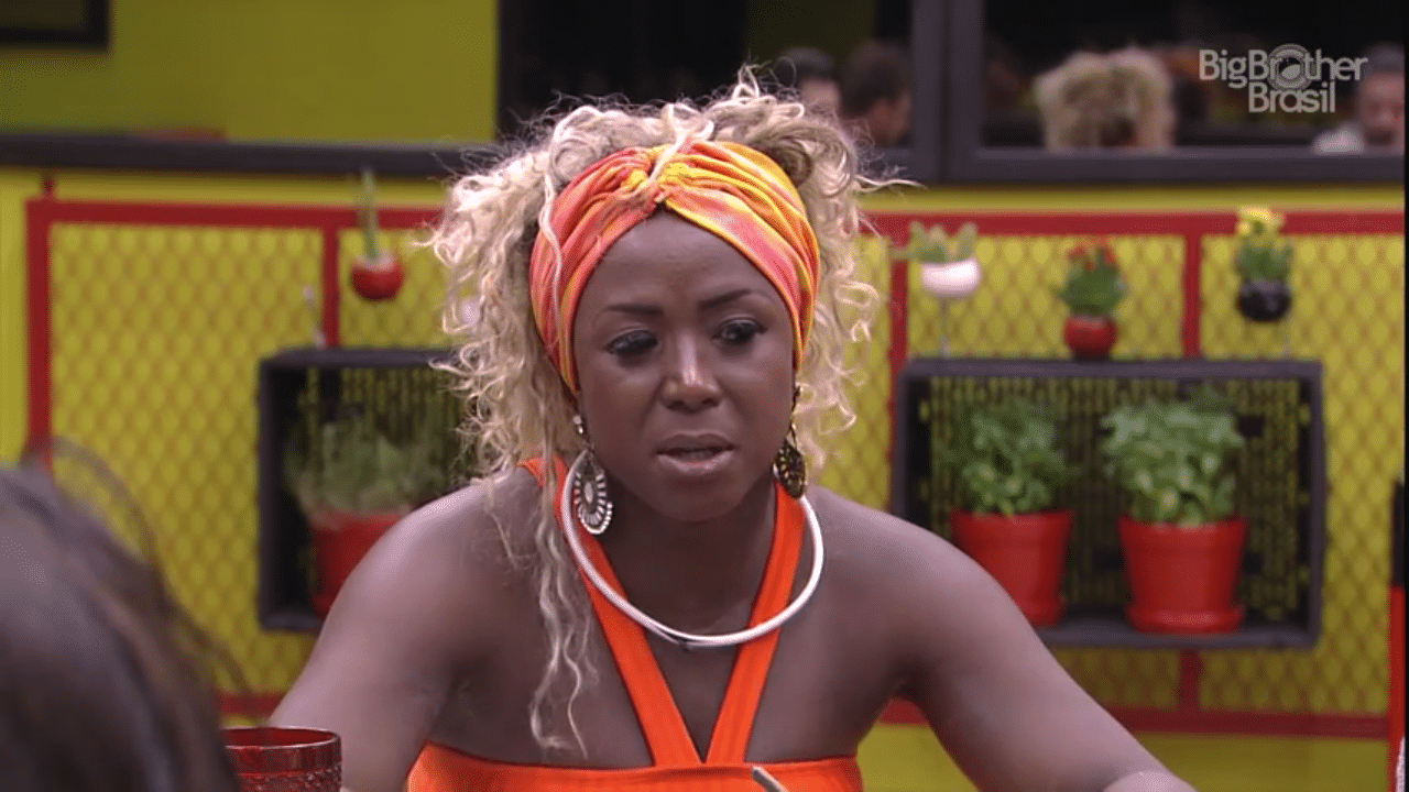 26.jan.2016 - Adélia diz que as pessoas tem uma impressão equivocada dela - Reprodução/TV Globo