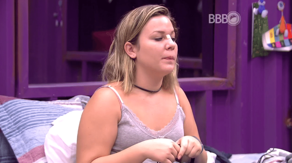 15.mar.2016 - Maria Claudia fala sobre separação dela e de Matheus: "Foi a melhor coisa que eu fiz. Eu estou me sentindo mais minha, livre". - Reprodução/TV Globo