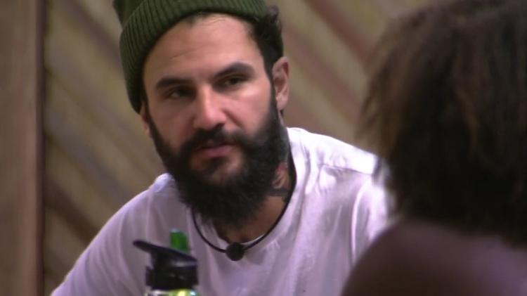 Wagner/Nayara - Reprodução/Globoplay - Reprodução/Globoplay