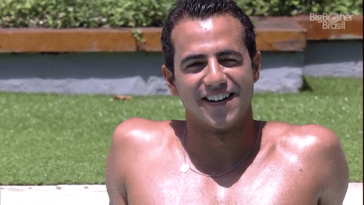 10.mar.2016 - Matheus fala para Renan se masturbar no "BBB16" - Reprodução/TV Globo