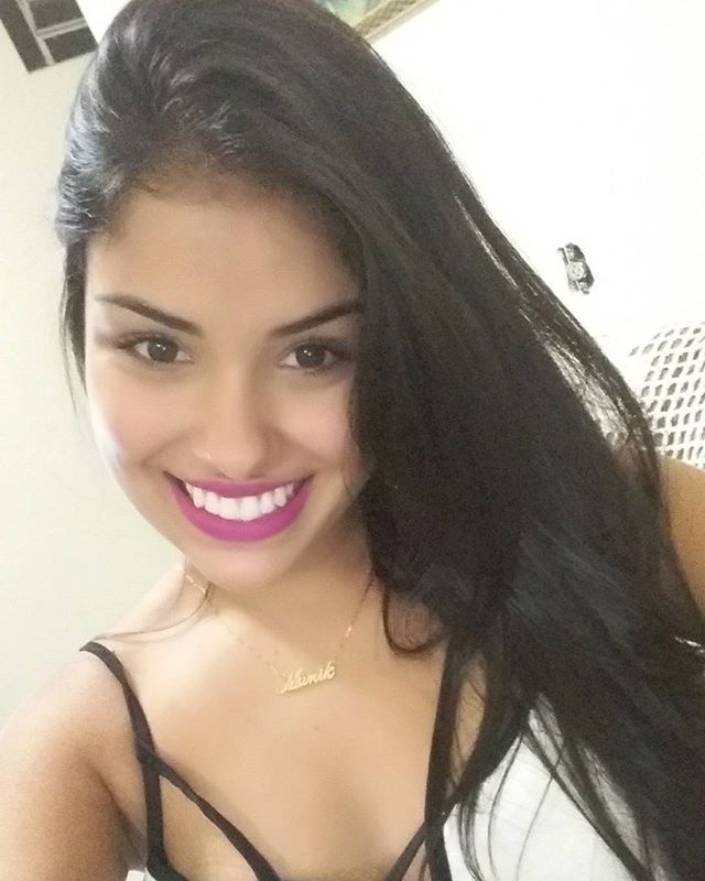 Munik, participante do "BBB16", é fã da ex-sister Grazi Massafera - Reprodução/Instagram/MUNIKNUNES/