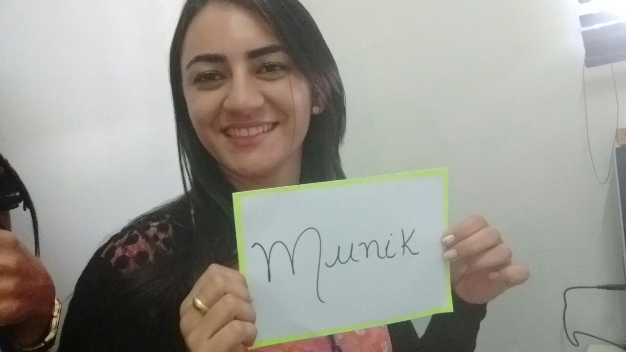 Fabricia Martins, de Araguaína (TO),é fã da sister Munik - Arquivo pessoal