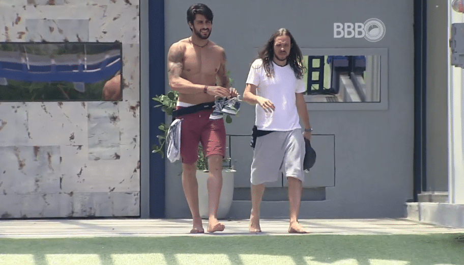 19.fev.2016 - Renan e Tamiel vencem prova de resistência e conquistam a liderança da semana - Reprodução/TV Globo