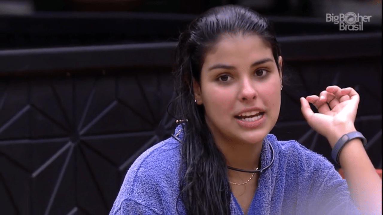 23.mar.2016 - Munik reclama da mudança do seu corpo durante o confinamento no "BBB16" - Reprodução/TV Globo