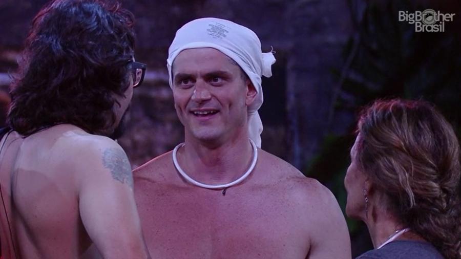 Marcos acha que estará no paredão novamente se não vencer a prova do líder - Reprodução/TV Globo