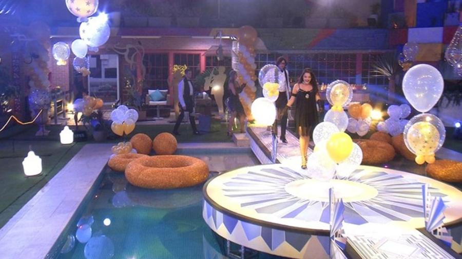 Começa Festa Piscina Retrô no "BBB17" - Reprodução/TV Globo