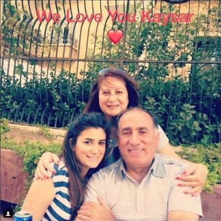 A família Dadour reunida: Diana, Celine e Giorgio - Arquivo pessoal / Facebook - Arquivo pessoal / Facebook