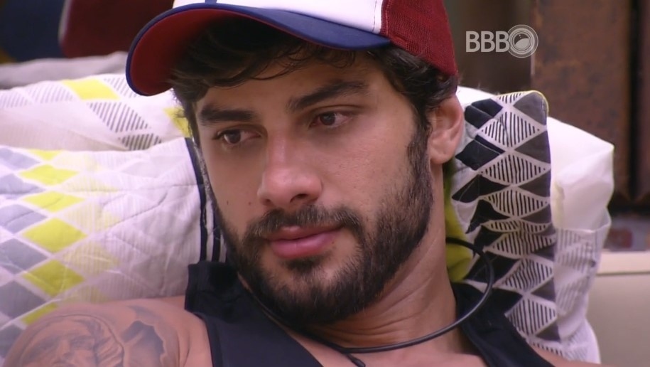 4.mar.2016 - Renan diz que chegou em seu limite: "Não aguento mais olhar na cara da Ana Paula" - Reprodução/TV Globo