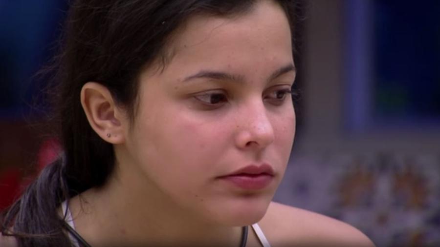 Emilly reclama de Ilmar e Marcos - Reprodução/TV Globo