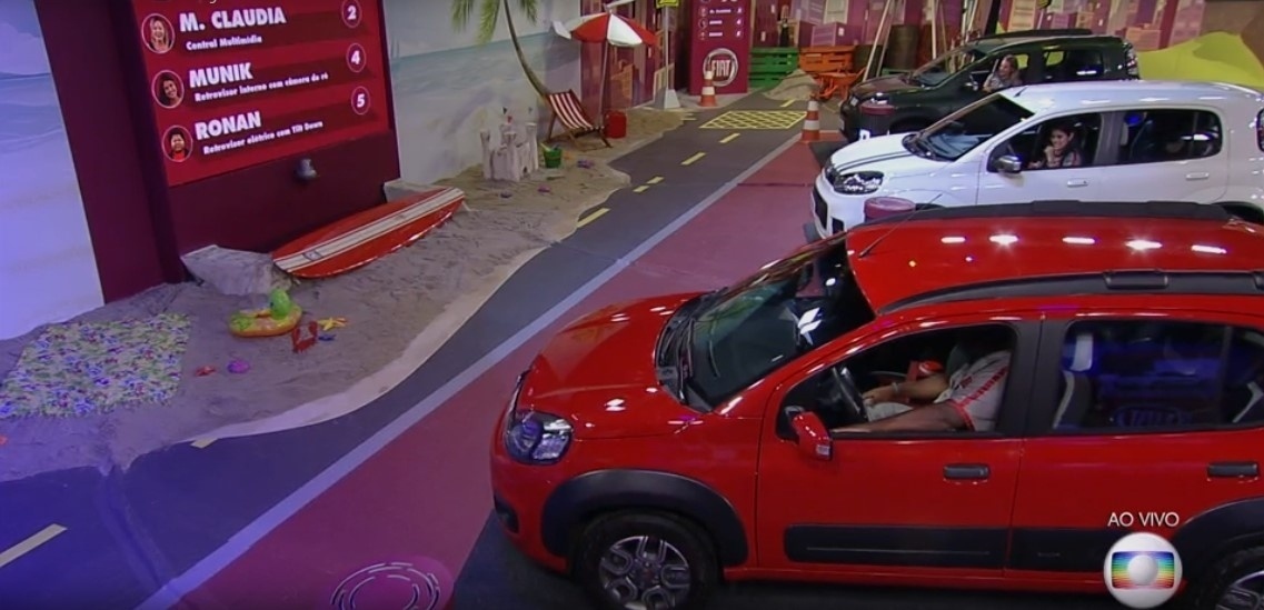 1.abr.2016 - Ronan, Cacau e Pequi travam a última prova de resistência do "BBB16" - Reprodução/TV Globo