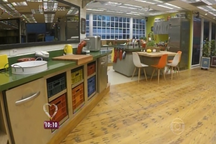 A casa do "BBB" ganhará uma cara nova esse ano. A decoração do local vai remeter a uma fábrica - Reprodução/Globo