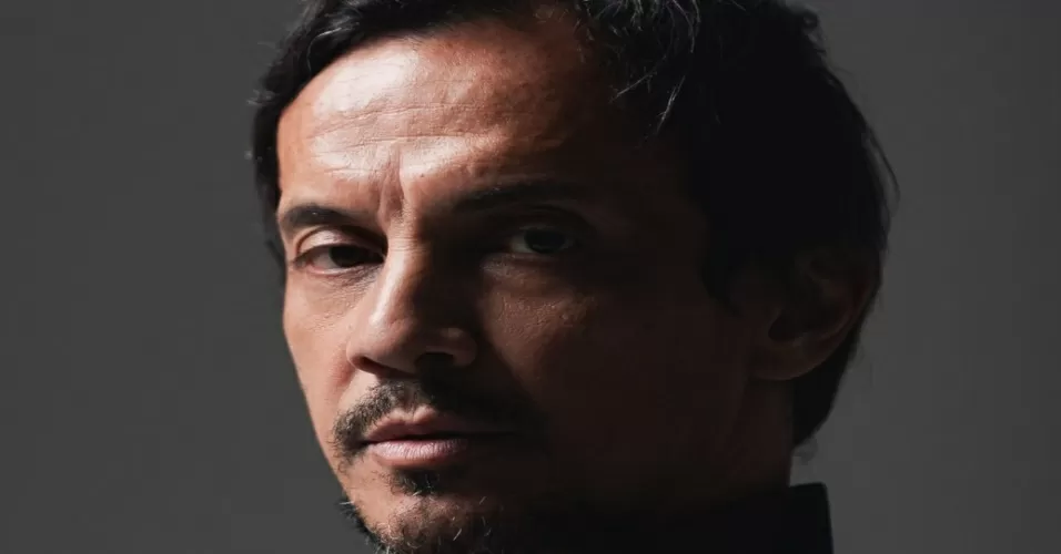 Marcos de Oliveira em foto posada