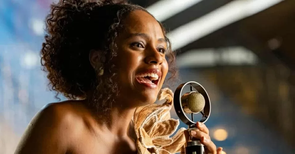 Duda Santos como Beatriz em Garota do Momento, novela que a Globo exibe às 18h