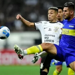 Corinthians empatou com o Boca Juniors em partida transmitida pelo SBT