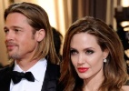 Angelina Jolie e Brad Pitt assinam acordo de divórcio após 8 anos de briga na Justiça - Brad Pitt e Angelina Jolie sérios, lado a lado, sem olhar para a câmera