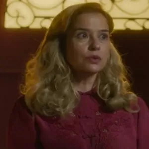 Lígia surpresa em cena de Garota do Momento