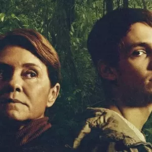 Adriana Esteves (Cibele) e Antonio Haddad (Marcinho) na terceira temporada da série Os Outros, divulgada pelo Globoplay