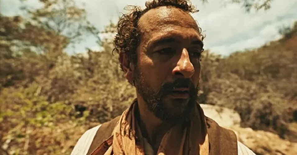 Irandhir Santos em foto