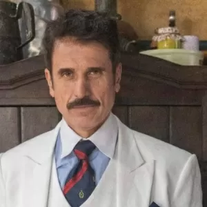 Ernesto em foto posada 