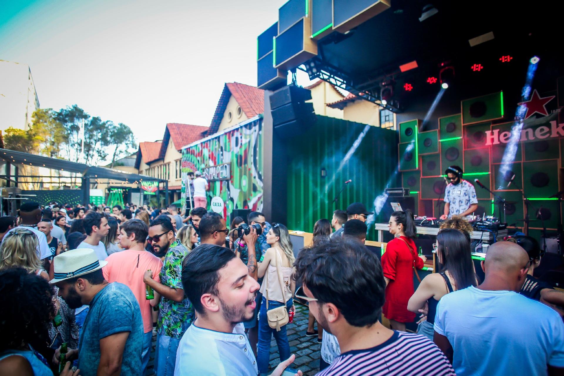 Heineken Block 11/03 - Edson Lopes Jr./UOL